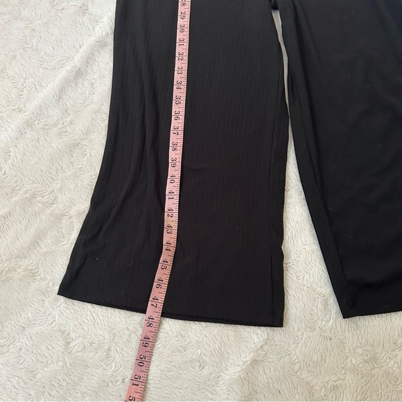 Eye Candy - Black Wide Leg Ribbed Fabric Button Detail Jumper Jumpsuit - Medium - Picture 9 of 12